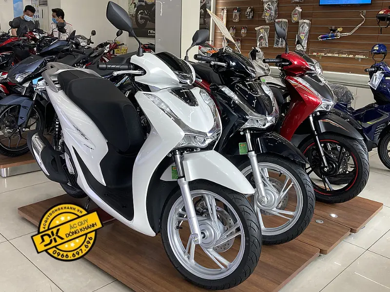 Hướng Dẫn Chi Tiết Cách Tháo Bình Ắc Quy Xe Máy Tại Nhà