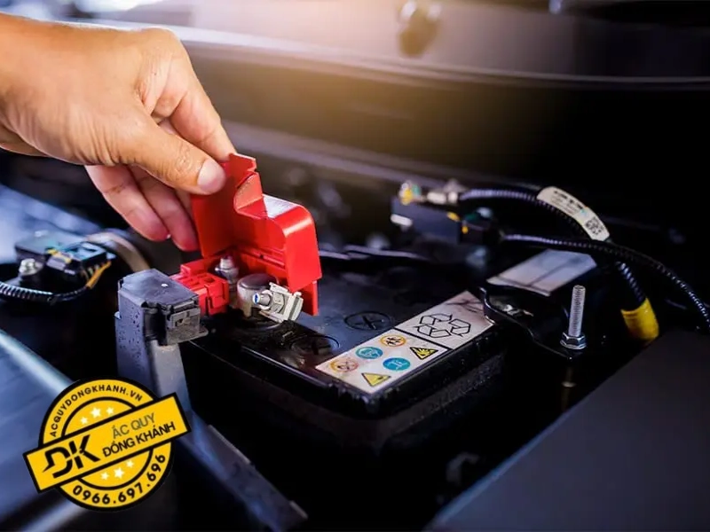 Ắc Quy ROCKET 12V 60AH SMF N50Z 