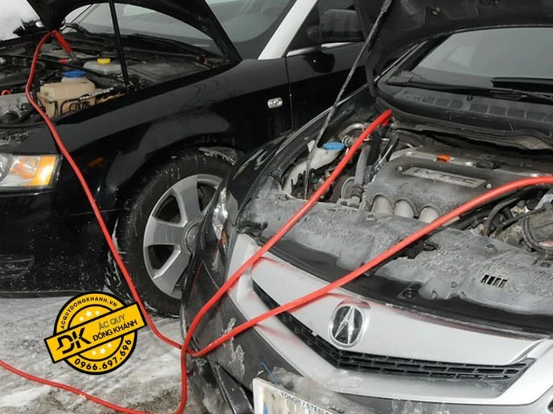 Sử dụng phương pháp câu bình khi ắc quy hết điện