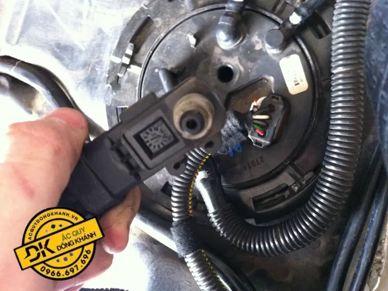 Lỗi Cảm Biến Hơi Xăng Là Gì? Dấu Hiệu Và Cách Khắc Phục