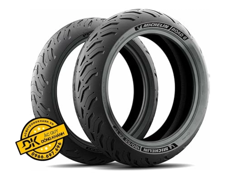  Lốp Michelin ROAD 6 190/55ZR17 75W
