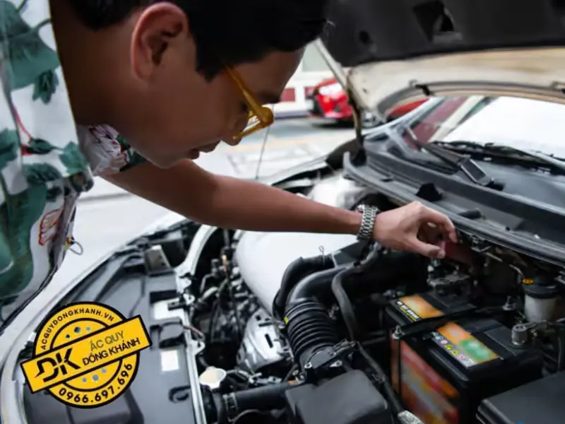 Kiểm tra lại ắc quy nếu thường xuyên hết điện