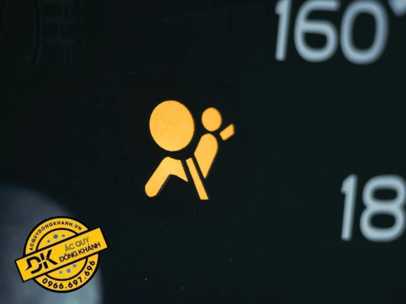 Nguyên Nhân Khiến Đèn Báo Lỗi Túi Khí Sáng & Cách Xử Lý An Toàn