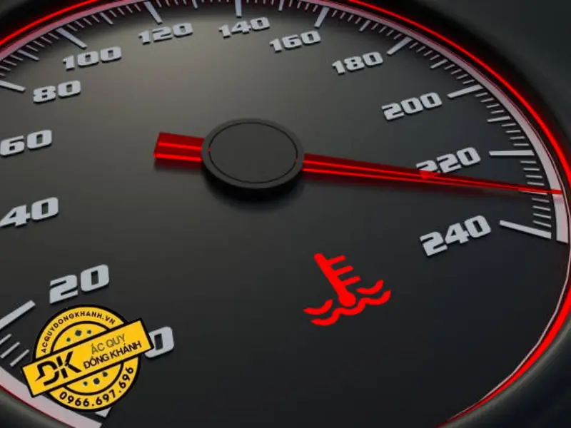 Cách Xử Lý Khi Xe Báo Lỗi Nước Làm Mát Trên Ô Tô