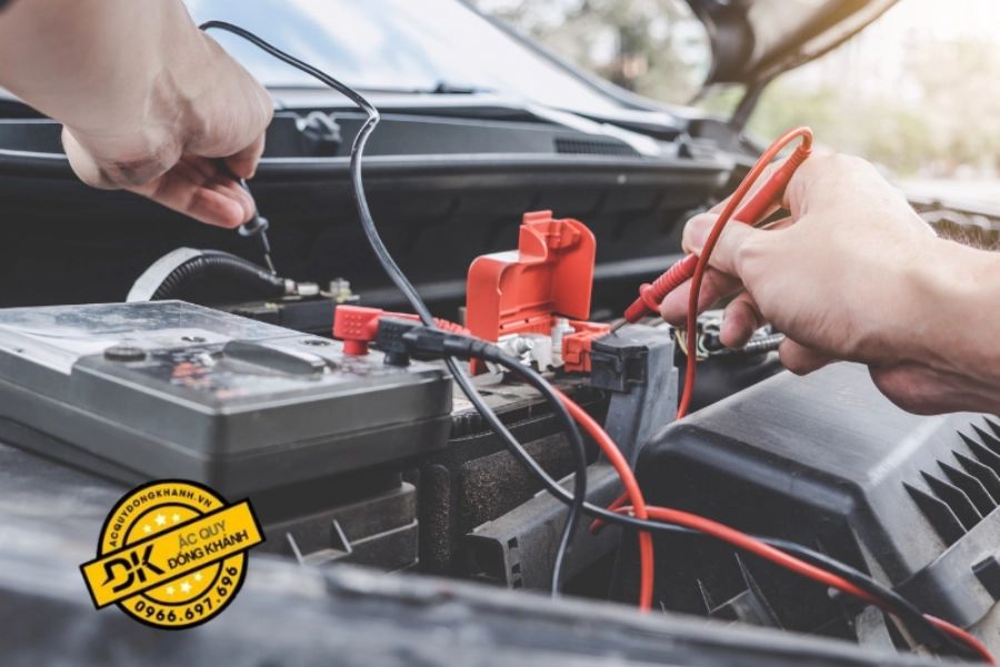 Ắc Quy Bị Sụt Áp: Nguyên Nhân, Dấu Hiệu và Cách Khắc Phục Hiệu Quả
