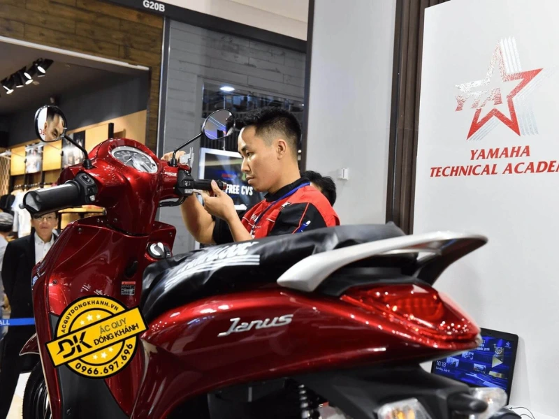 Cách Khắc Phục Bình Ắc Quy Yếu Tại Nhà & Mẹo Bảo Dưỡng