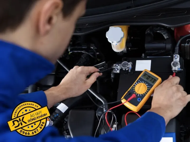 Hướng Dẫn Chi Tiết Cách Đo Nội Trở Ắc Quy Chính Xác 