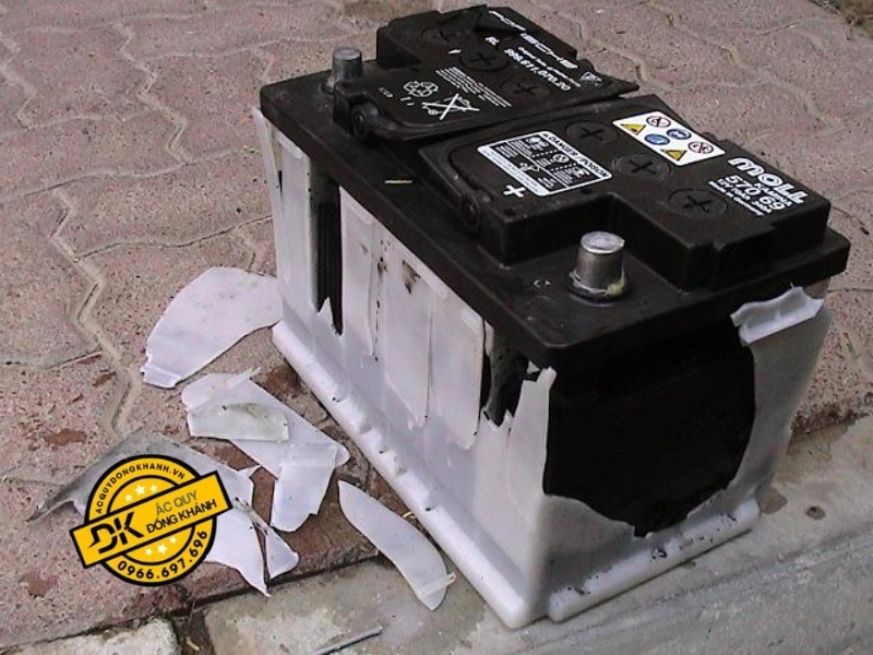 Sạc quá mức có thể khiến bình ắc quy phát nổ