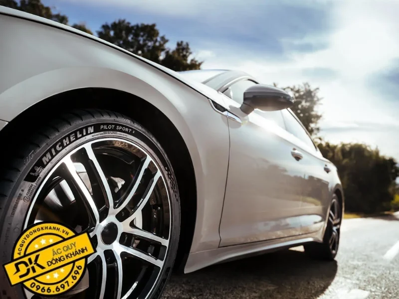 Lốp Michelin 245/40 ZR17 95Y Pilot Sport 5