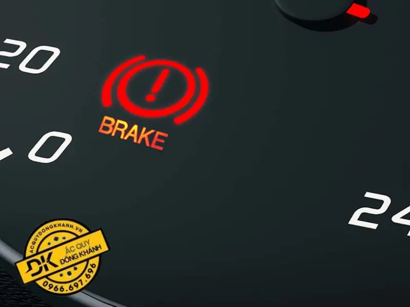 Tại Sao Đèn Báo Phanh Tay Không Tắt?