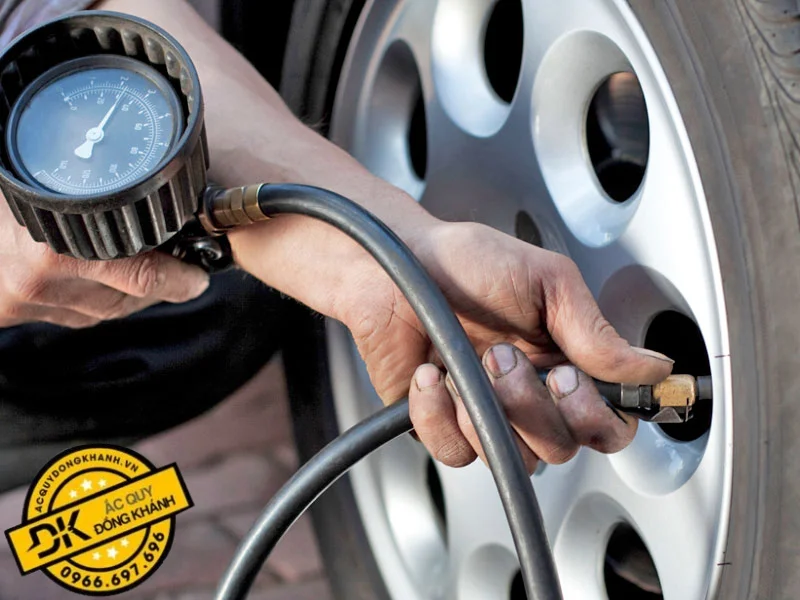 Lốp Michelin 235/40 ZR18 95Y Pilot Sport 4