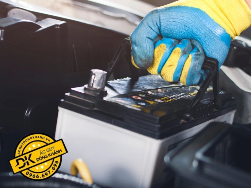 Thay Ắc Quy Tại Phường Lĩnh Nam Tận Nơi Uy Tín, Chính Hãng 100%