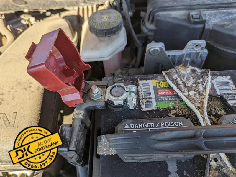 Nên hàn cọc bình dưới sự giám sát của chuyên gia