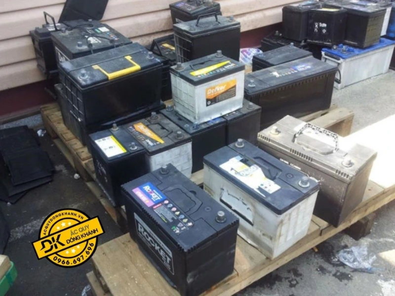 Lợi ích thiết thực từ việc tái chế bình ắc quy cũ