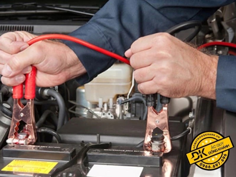 Cách Phục Hồi Bình Ắc Quy Khô Xe Ô Tô Đơn Giản Tại Nhà