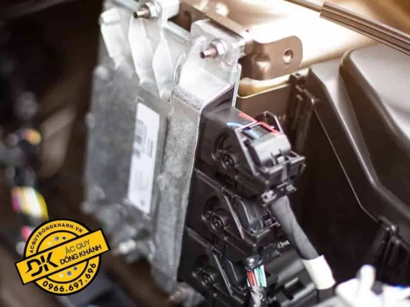 Các nguyên nhân phổ biến khiến ECU bị hỏng