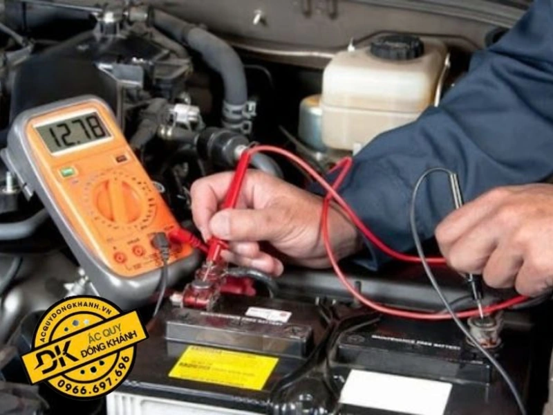 Sạc Bình Ắc Quy Bị Nóng: Nguyên Nhân, Nguy Cơ và Cách Xử Lý An Toàn