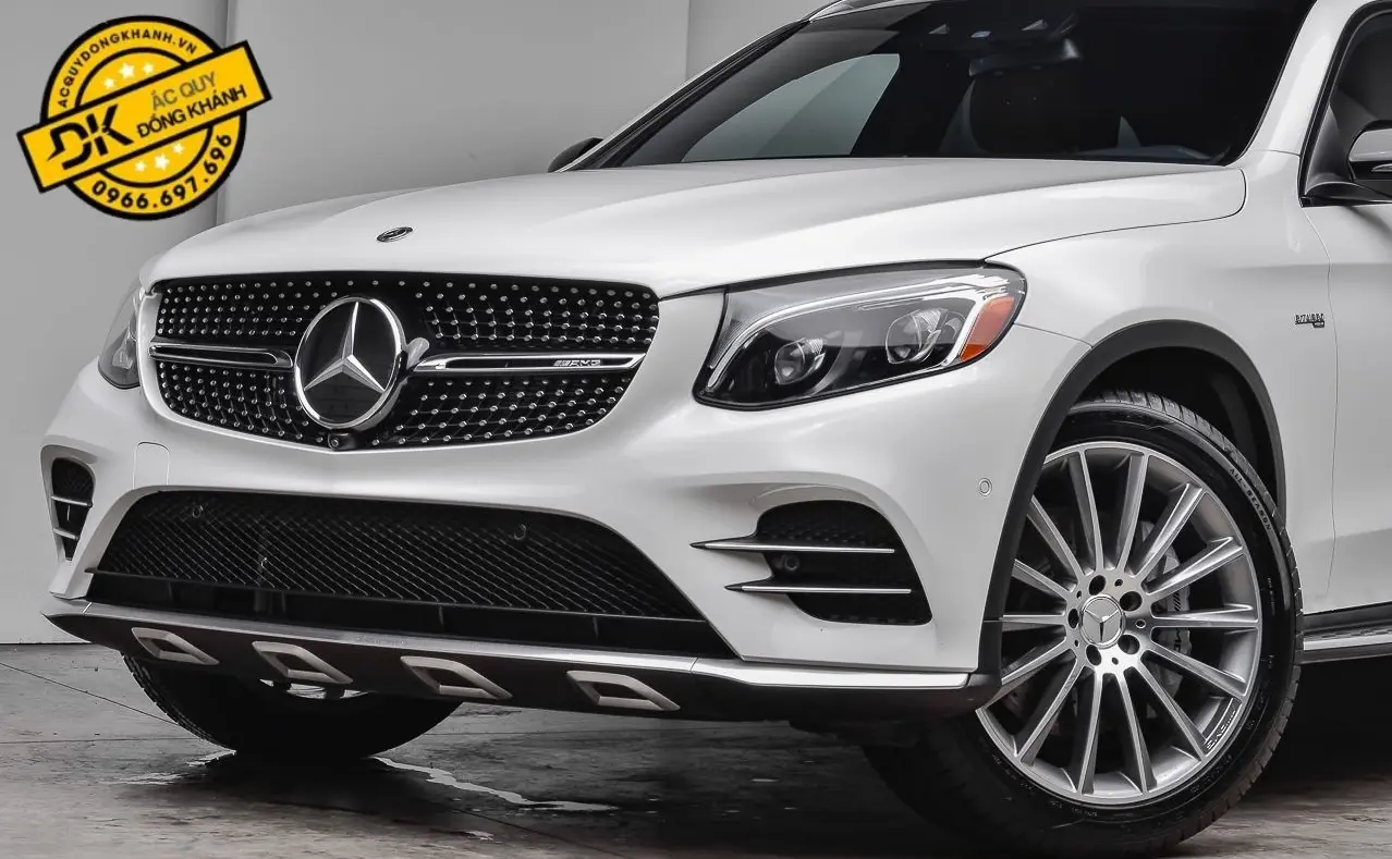 Xe Mec GLC 300 độ lốp của AMG GLC 43 Matic cực chất