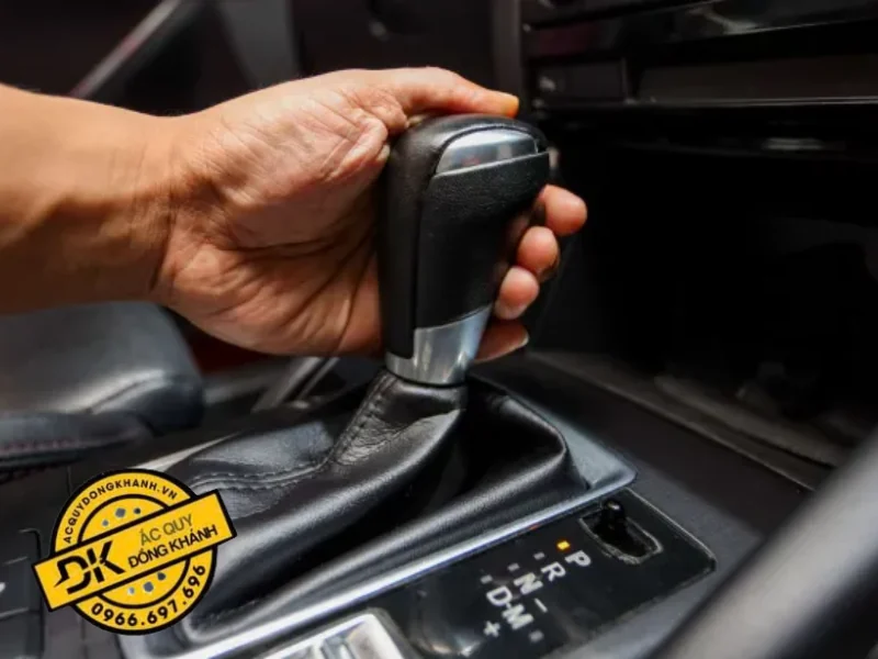 Hướng dẫn chẩn đoán và kiểm tra khi vào số bị giật