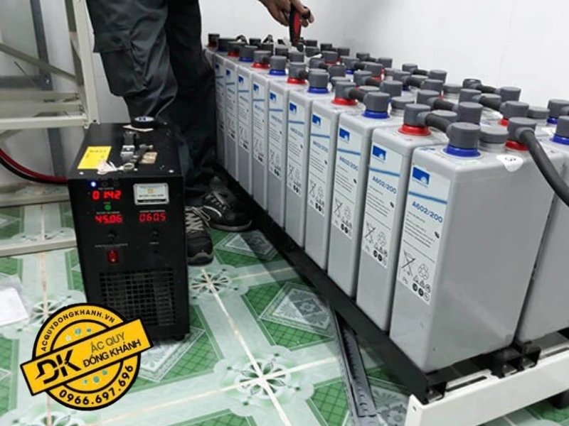 Các ứng dụng đa dạng của loại ắc quy này trong nhiều ngành