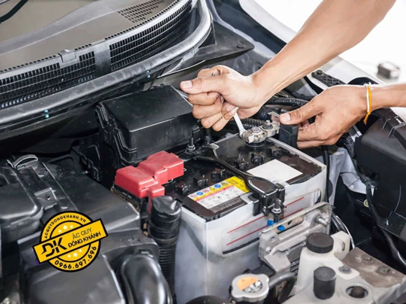 Hướng dẫn cách thay ắc quy xe máy an toàn, hiệu quả