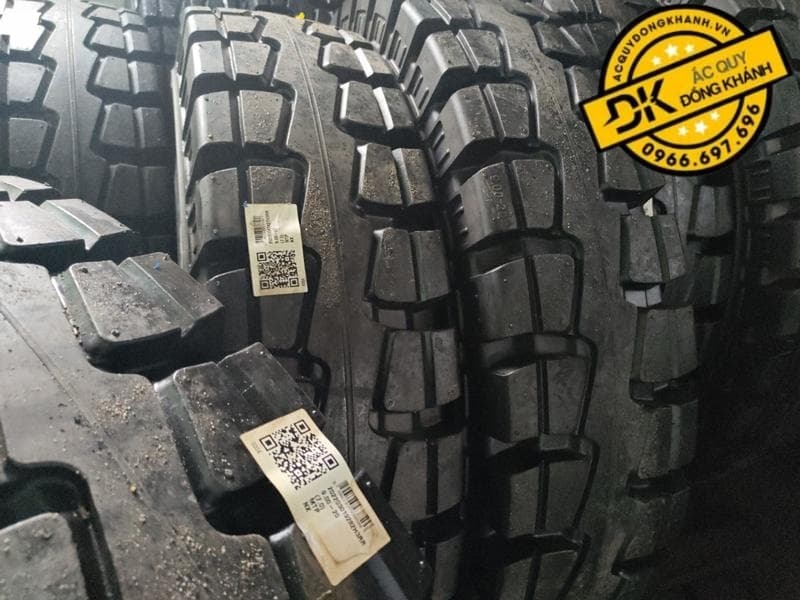 Lốp Bridgestone 900-20